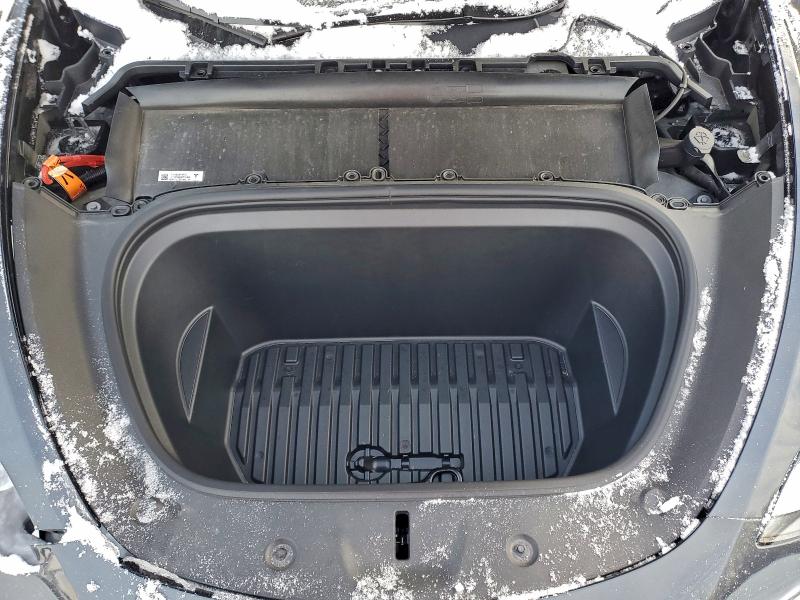 2025 Tesla Model Y მანქანა იყიდება აუქციონზე, vin: 7SAYGDEE7SF275673, აუქციონის ნომერი: 95616915