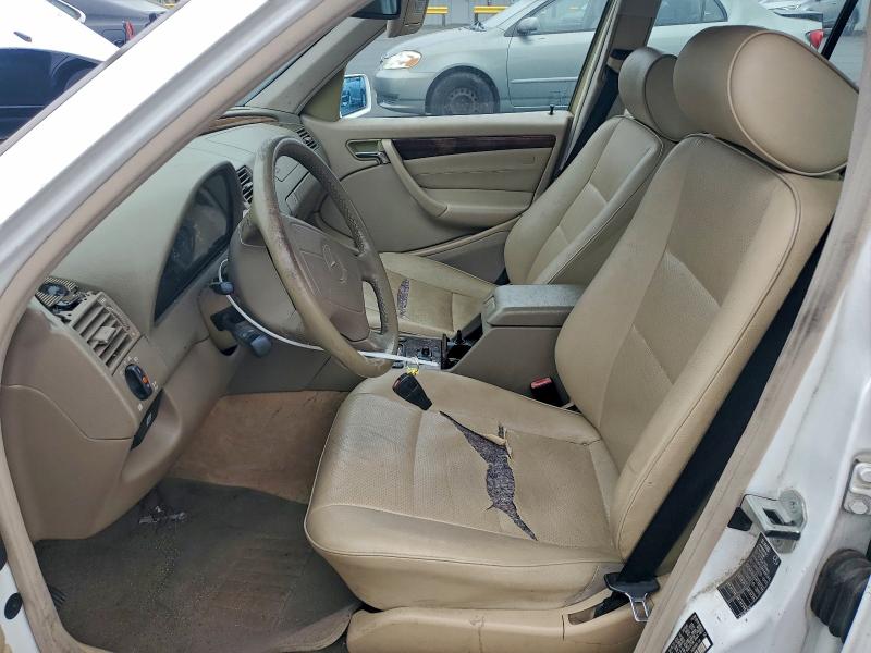 1999 Mercedes Benz C Class C300 4d Spor მანქანა იყიდება აუქციონზე, vin: WDBHA24G1XA717366, აუქციონის ნომერი: 96232105