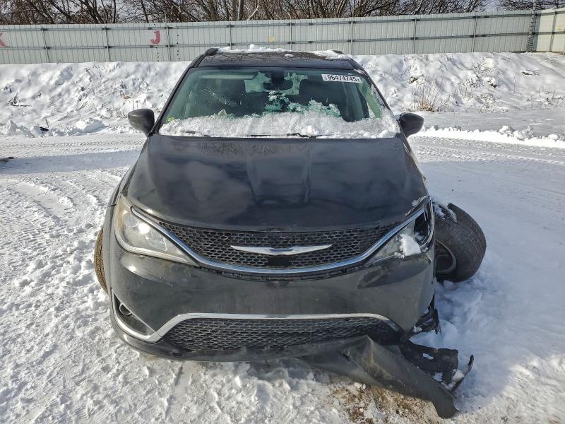 Продажа на аукционе авто 2017 Chrysler Pacifica, vin: 2C4RC1BG0HR654142, номер лота: 96474745