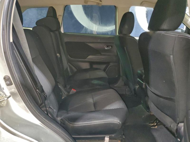 Продаж на аукціоні авто 2018 Mitsubishi Outlander, vin: JA4AD2A3XJZ052000, номер лоту: 51612326