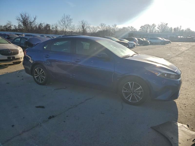 2023 Kia Forte მანქანა იყიდება აუქციონზე, vin: 3KPF24AD1PE579692, აუქციონის ნომერი: 96908505