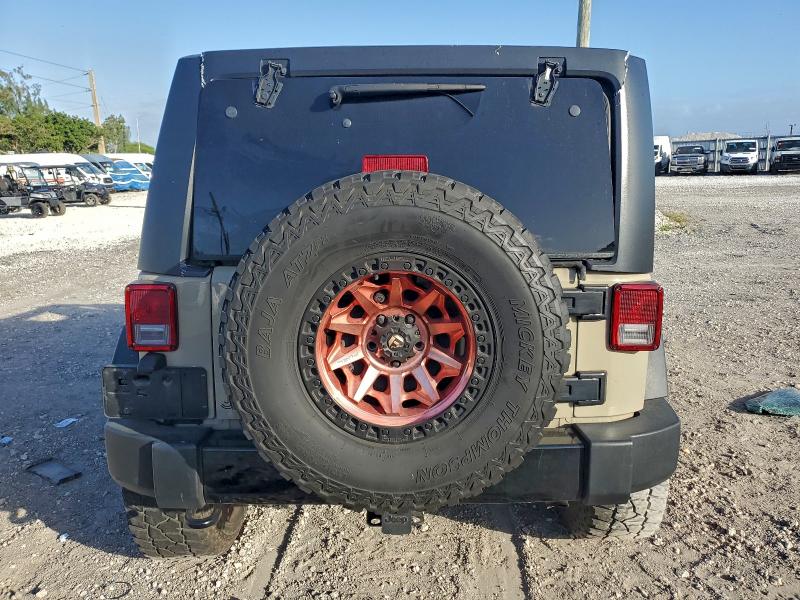 Продажа на аукционе авто 2018 Jeep Wrangler U, vin: 1C4BJWDG2JL805174, номер лота: 98311705