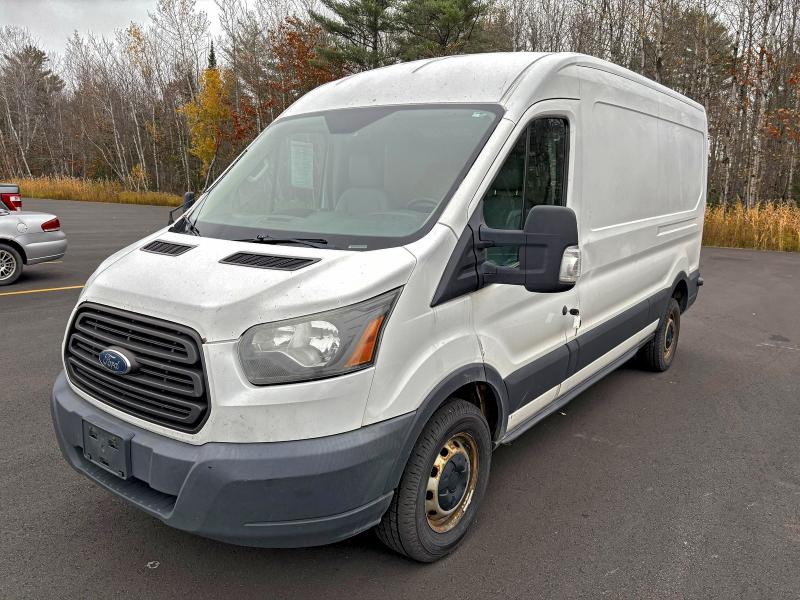 96725345 :رقم المزاد ، 1FTNR2CM3FKA00707 vin ، 2015 Ford Transit T- مزاد بيع