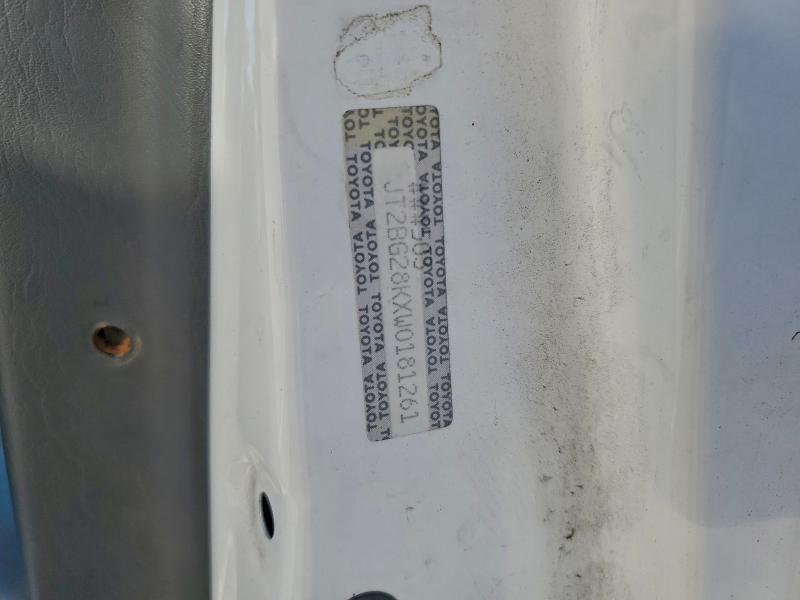 96587155 :رقم المزاد ، JT2BG28KXW0181261 vin ، 1998 Toyota Camry مزاد بيع