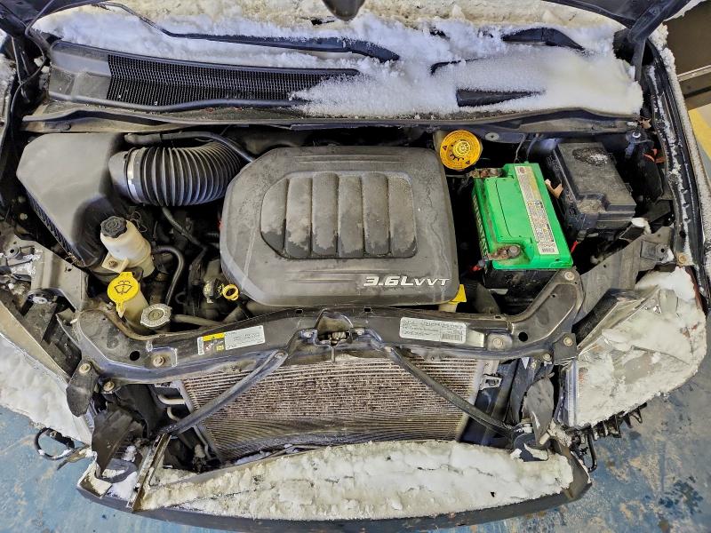 2016 Chrysler Town & Country მანქანა იყიდება აუქციონზე, vin: 2C4RC1BG4GR261243, აუქციონის ნომერი: 93811295
