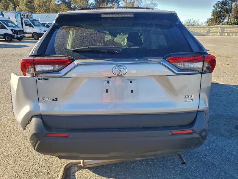 Продажа на аукционе авто 2022 Toyota Rav4, vin: 2T3P1RFV0NW323387, номер лота: 95701095