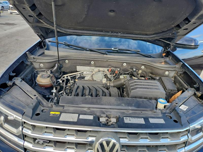 2018 Volkswagen Atlas მანქანა იყიდება აუქციონზე, vin: 1V2RR2CA5JC582334, აუქციონის ნომერი: 95723365