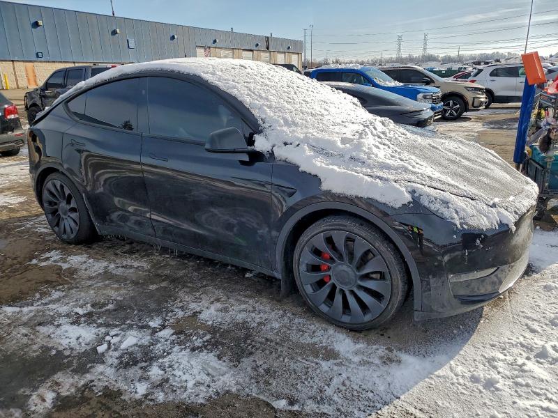 2024 Tesla Model Y მანქანა იყიდება აუქციონზე, vin: 7SAYGDEF3RA304036, აუქციონის ნომერი: 95738845