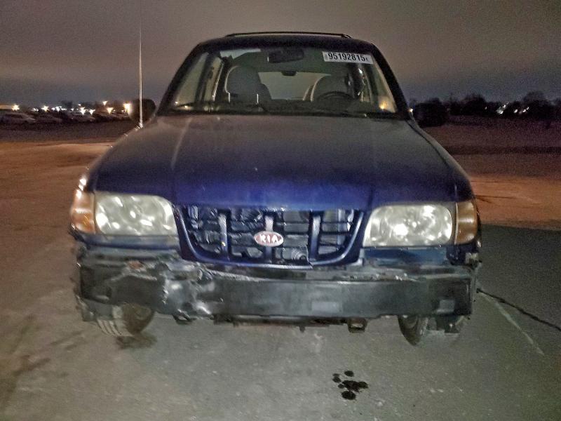 Продажа на аукционе авто 2000 Kia Sportage, vin: KNDJA7239Y5688368, номер лота: 95192815