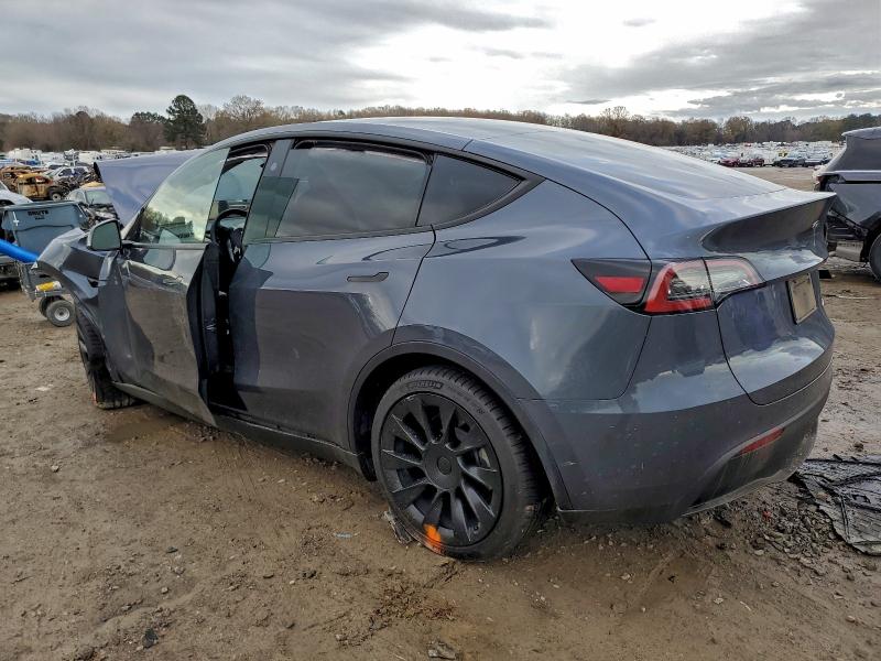 97801625 :رقم المزاد ، 7SAYGDEE1PA135655 vin ، 2023 Tesla Model Y مزاد بيع