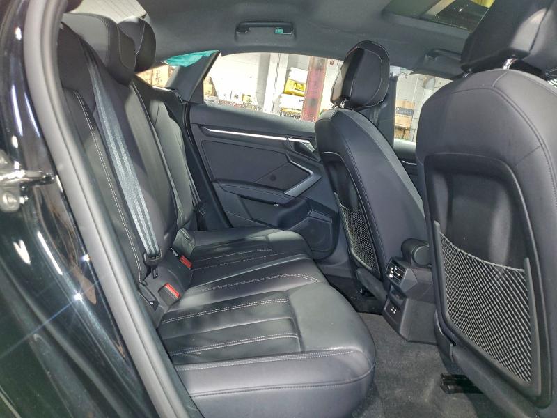 2025 Audi A3 მანქანა იყიდება აუქციონზე, vin: WAULUCGY6SA124573, აუქციონის ნომერი: 94120825