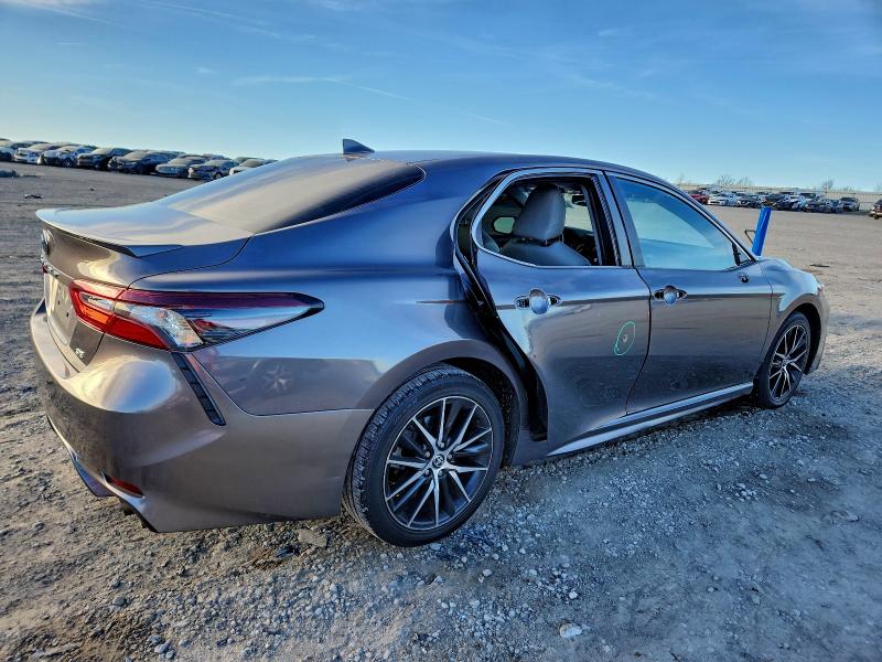 97586245 :رقم المزاد ، 4T1G11AK8PU735387 vin ، 2023 Toyota Camry مزاد بيع