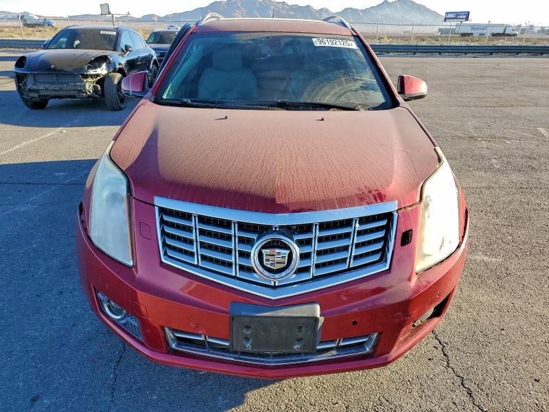 96192125 :رقم المزاد ، 3GYFNCE35ES584387 vin ، 2014 Cadillac Srx مزاد بيع