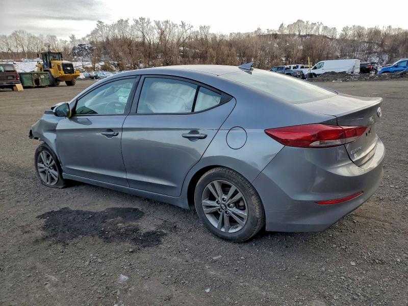 95109215 :رقم المزاد ، 5NPD84LF7JH384512 vin ، 2018 Hyundai Elantra مزاد بيع