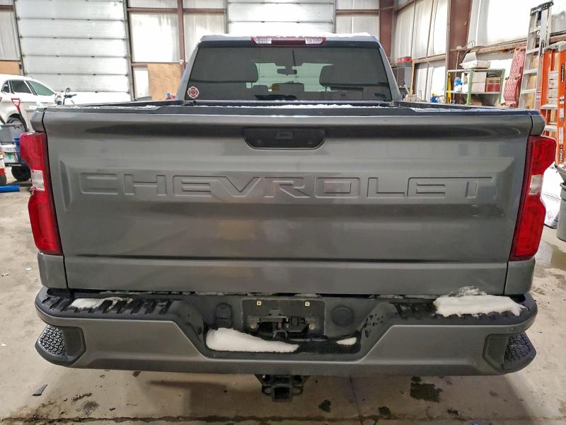 94784195 :رقم المزاد ، 1GCUYEED2MZ422453 vin ، 2021 Chevrolet Silverado مزاد بيع