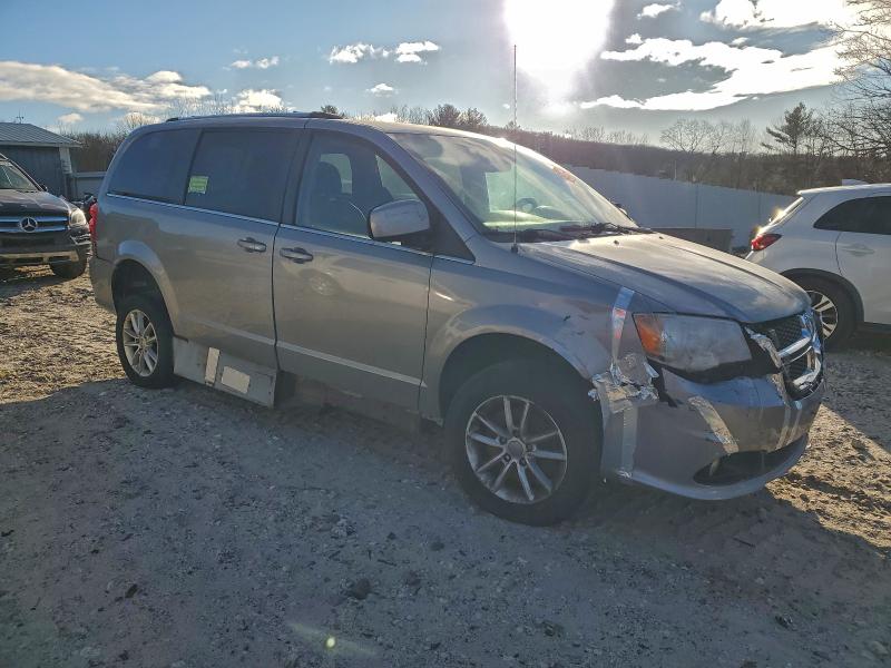 Продажа на аукционе авто 2018 Dodge Grand Cara, vin: 2C4RDGCG2JR326824, номер лота: 97739735