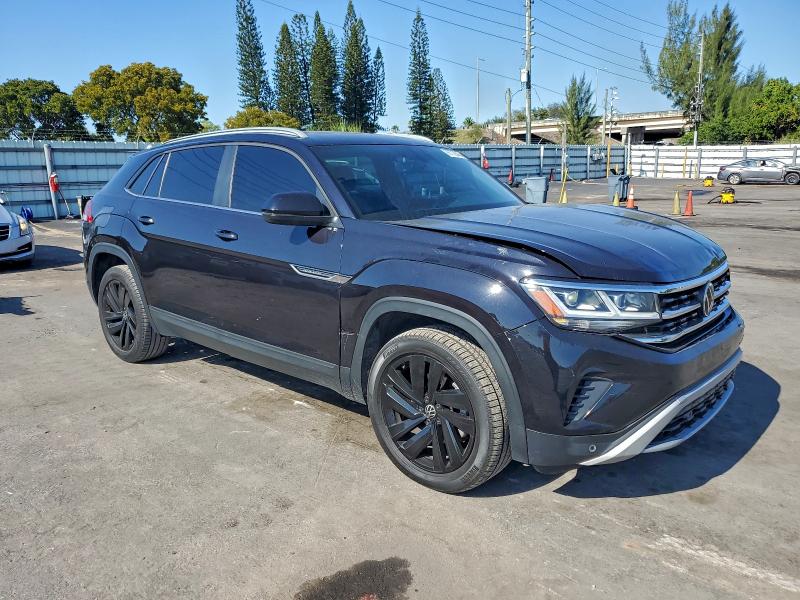 2022 Volkswagen Atlas Cros მანქანა იყიდება აუქციონზე, vin: 1V2JE2CA7NC201999, აუქციონის ნომერი: 73604715