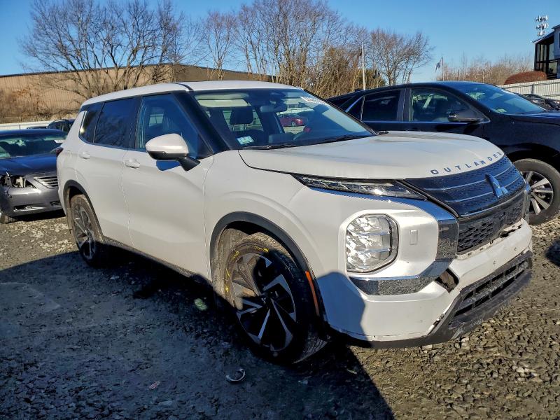Продаж на аукціоні авто 2022 Mitsubishi Outlander, vin: JA4J4TA87NZ019883, номер лоту: 97446165