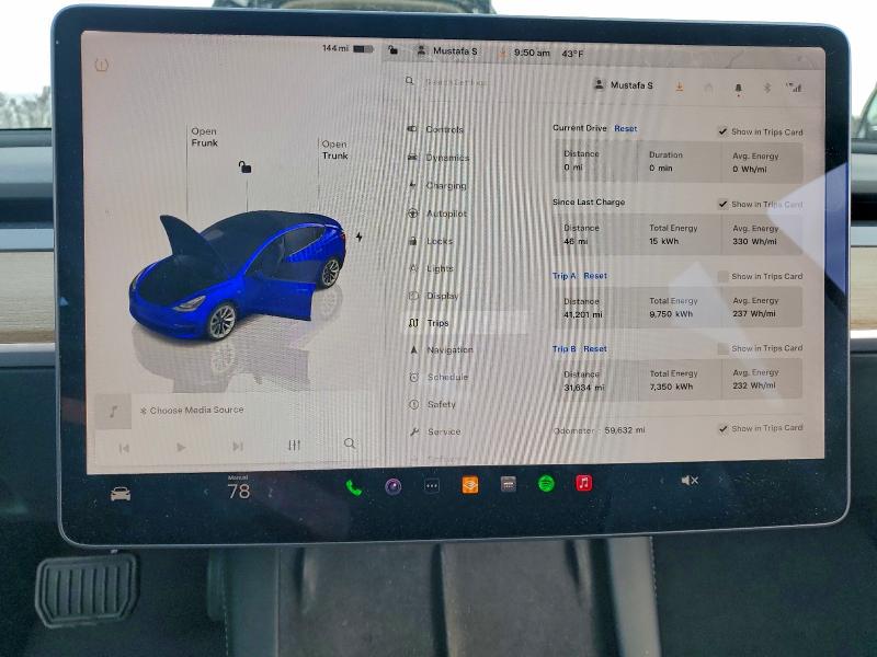 97100985 :رقم المزاد ، 5YJ3E1EA0NF187366 vin ، 2022 Tesla Model 3 مزاد بيع