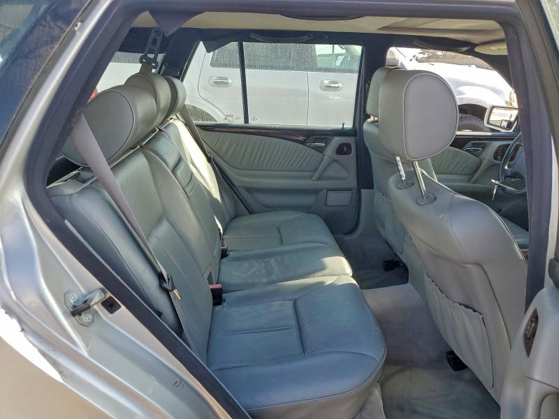 97879025 :رقم المزاد ، WDBJH65F4WA528431 vin ، 1998 Mercedes-benz E مزاد بيع