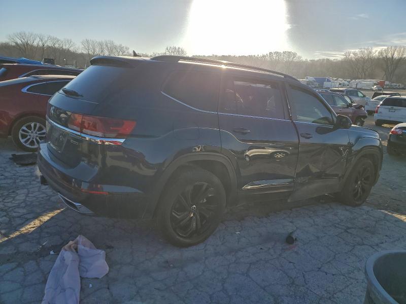 97867045 :رقم المزاد ، 1V2HR2CA1NC549719 vin ، 2022 Volkswagen Atlas مزاد بيع
