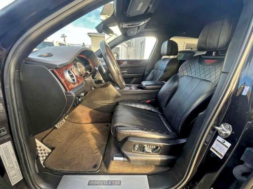 96405285 :رقم المزاد ، SJAAC2ZV4HC016056 vin ، 2017 Bentley Bentayga مزاد بيع