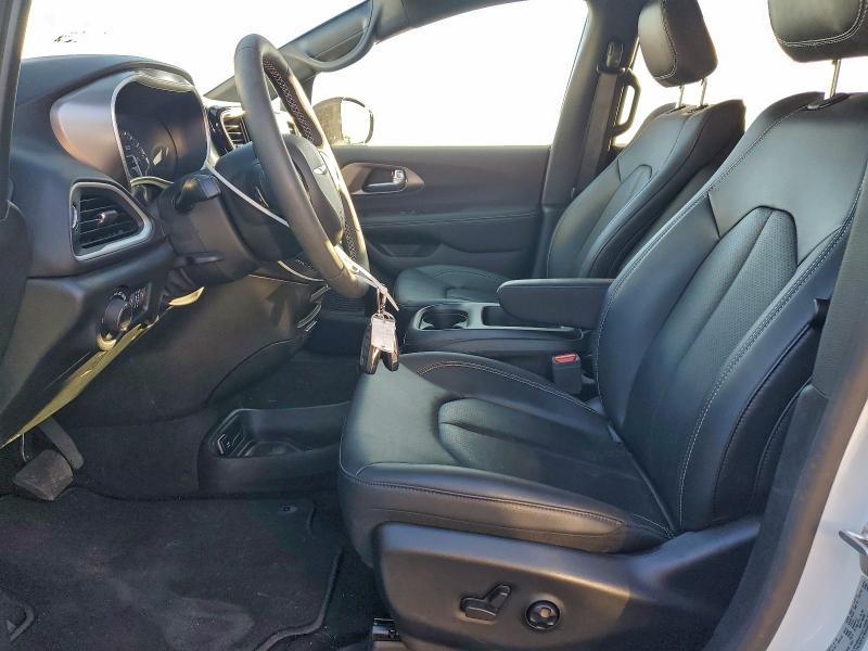Продажа на аукционе авто 2025 Chrysler Voyager, vin: 2C4RC1CG4SR500362, номер лота: 95846095