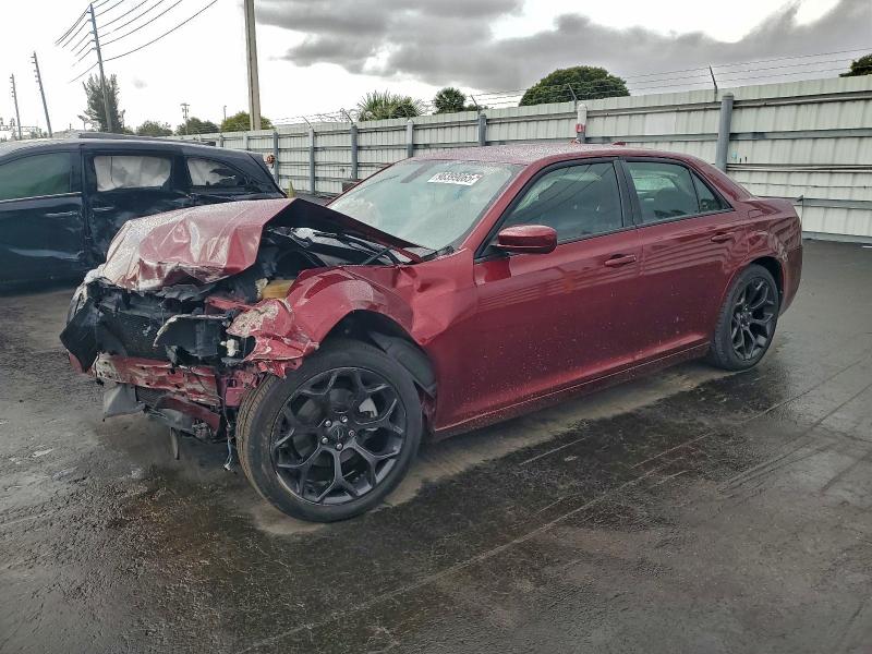 Продажа на аукционе авто 2019 Chrysler 300 S, vin: 2C3CCABG5KH654015, номер лота: 75307495